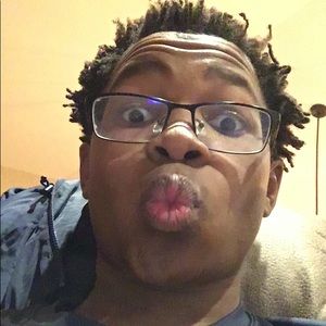 Meet your Posher, Isaac